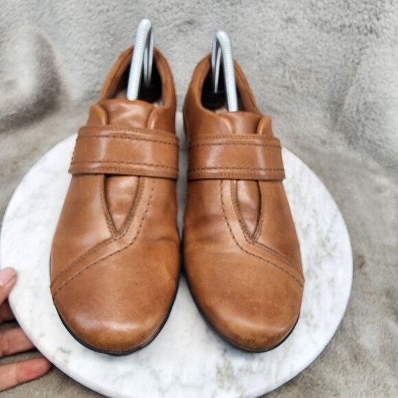 Clarks Shoes Womens Size 9 Everlay Dixie Brown Leather Loafers *GUC* - Picture 3 of 11